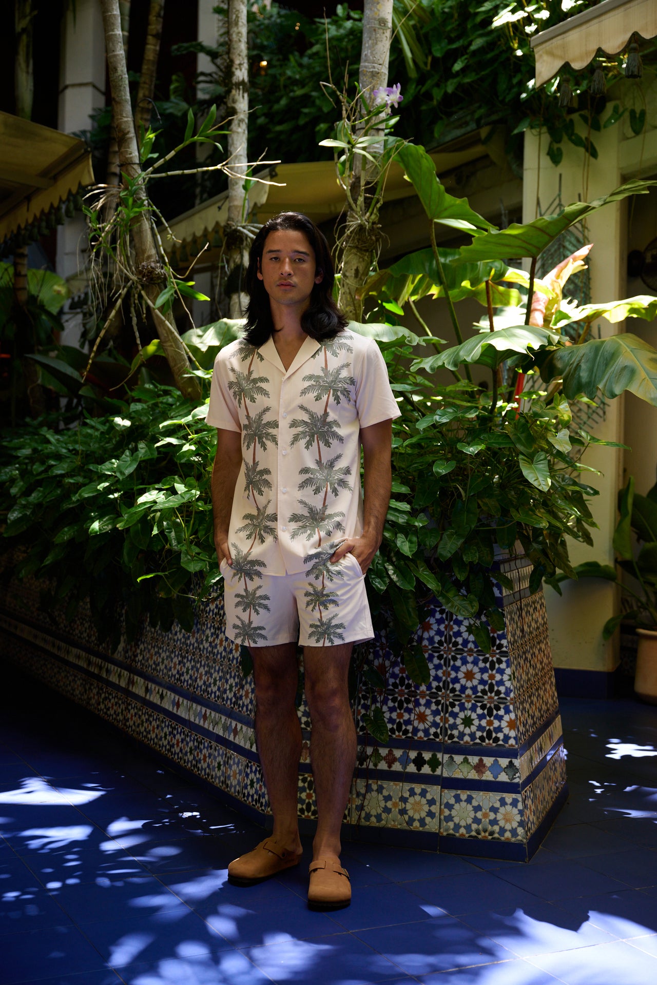 PALM ROW WEEKEND SHIRT